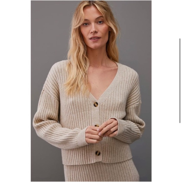 Anthropologie Sweaters - Anthropologie Saturday Sunday Niza Knit Cardigan tan